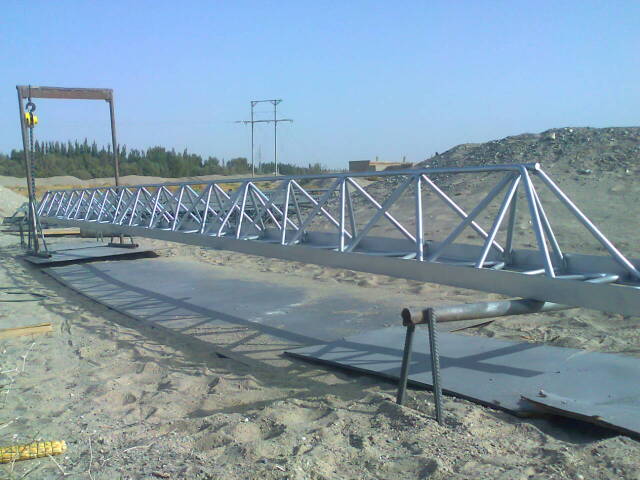 富蕴专业承揽大中小型喷涂翻新施工业务！